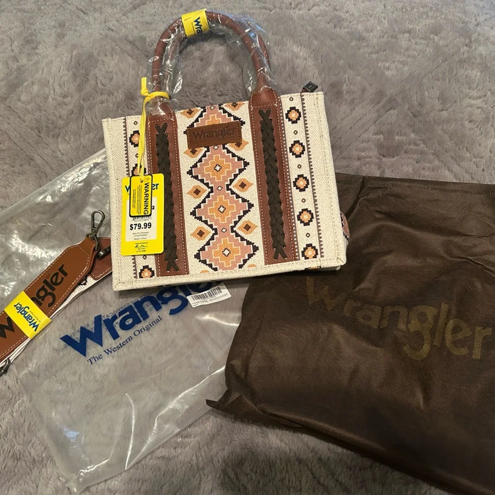 NWT / Wrangler Southwestern Aztec Print Canvas Tote Crossbody Bag / Retail $80 - Picture 7 of 9